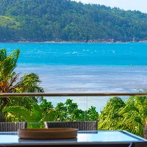 Beach Lodges Hamilton Island