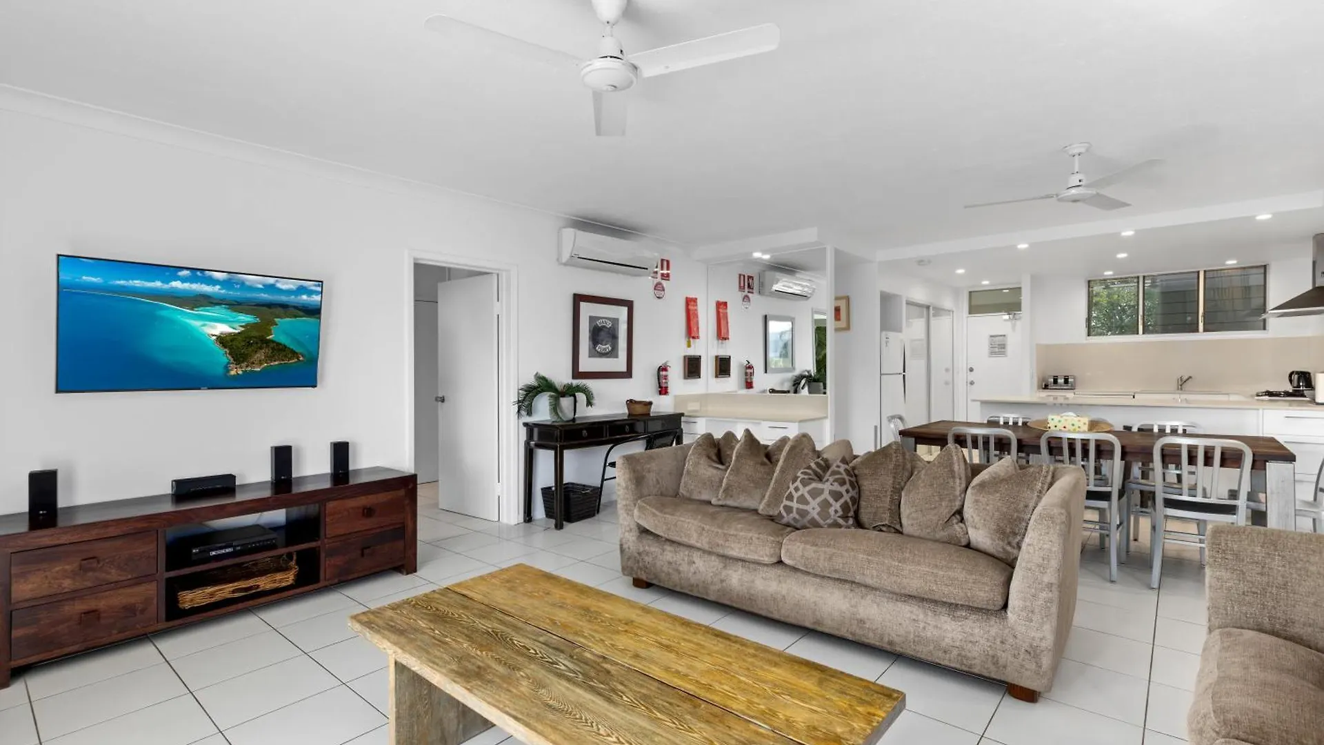 Lagoon Apartments On Hamilton Island By Hiha