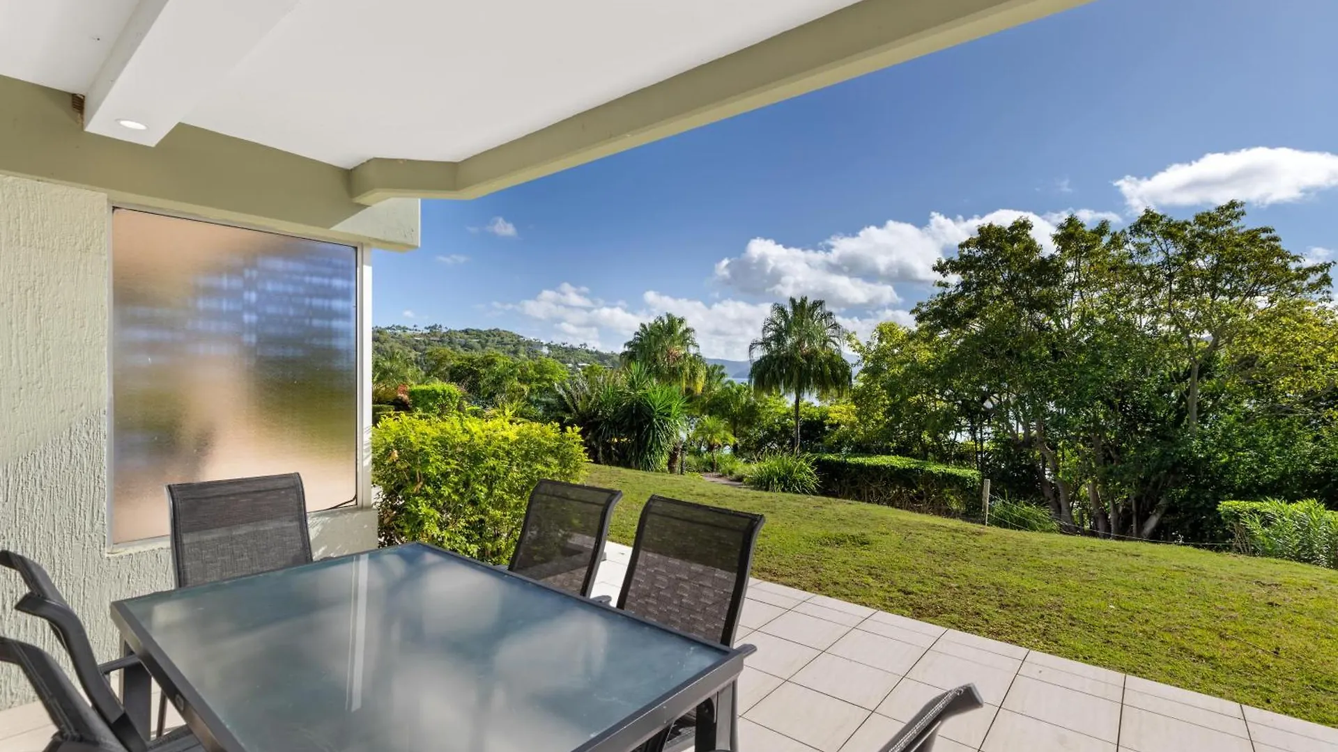 Lagoon Apartments On Hamilton Island By Hiha
