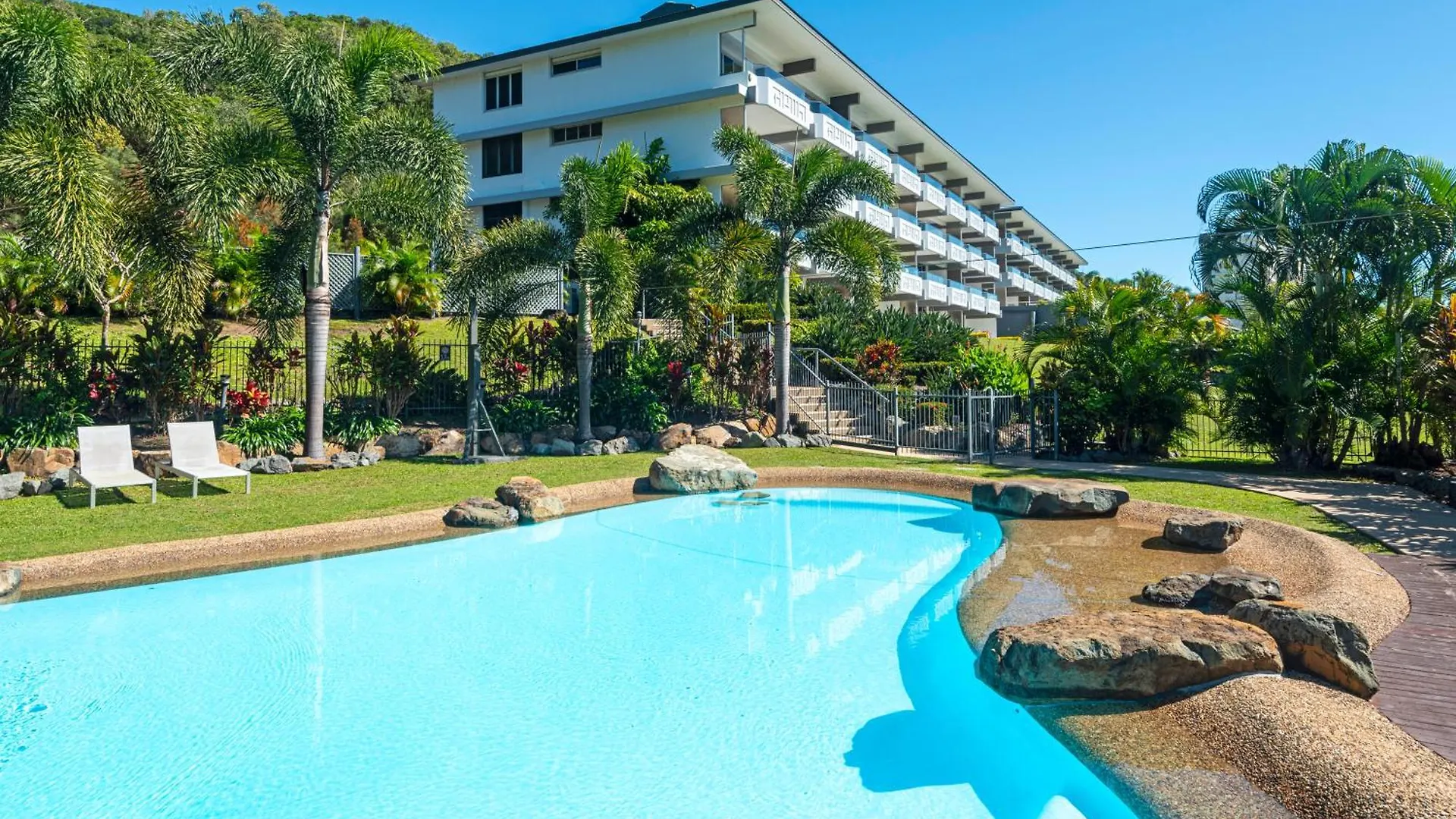 Lagoon Apartments On Hamilton Island By Hiha