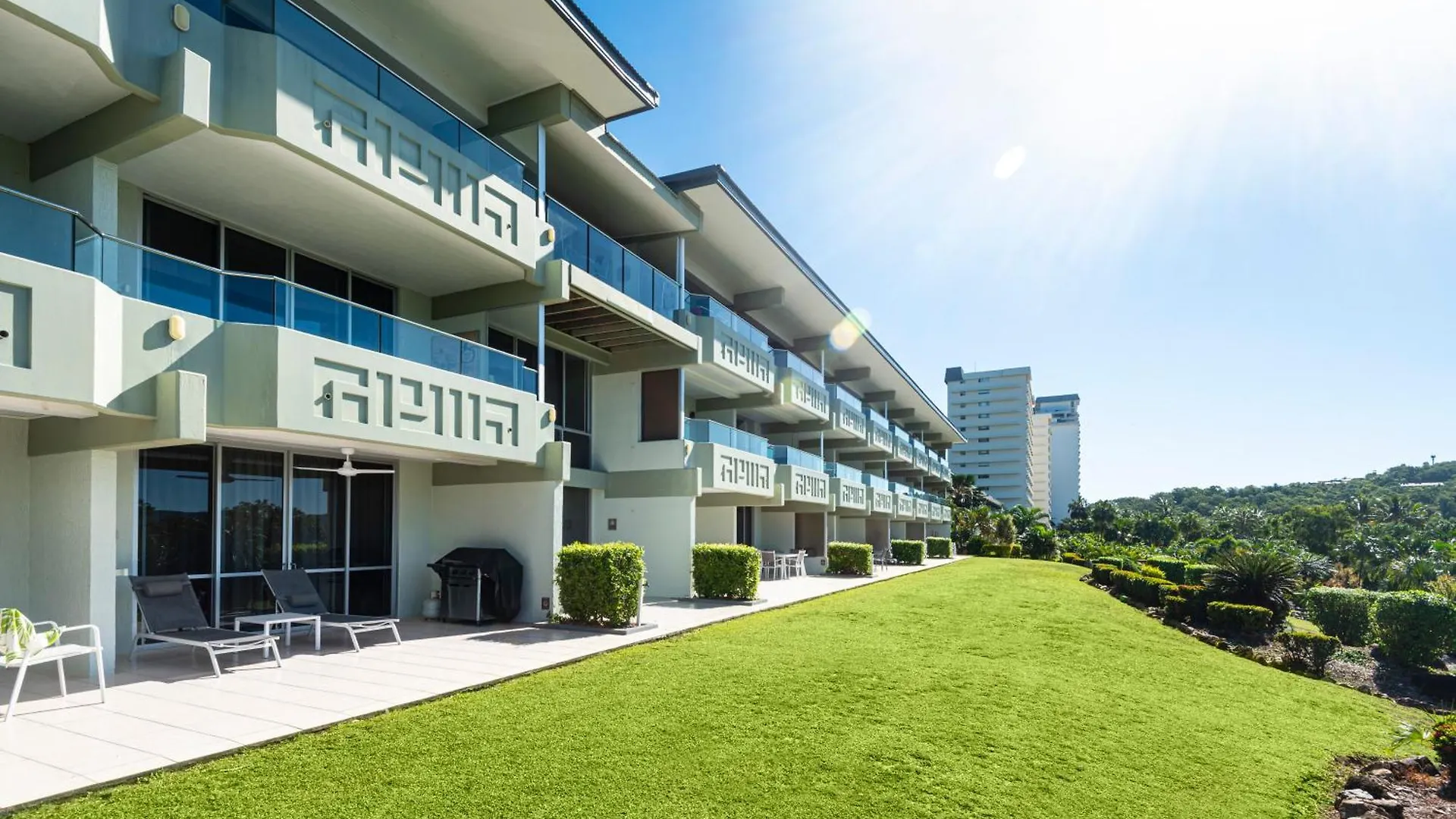 Lagoon Apartments On Hamilton Island By Hiha